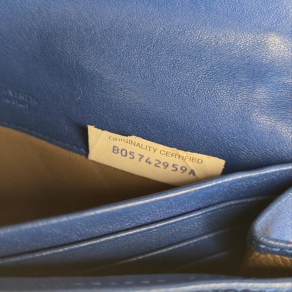 Bottega Veneta Intrecciato Studded Blue Leather Long Wallet with Box and Dustbag - Picture 14 of 15